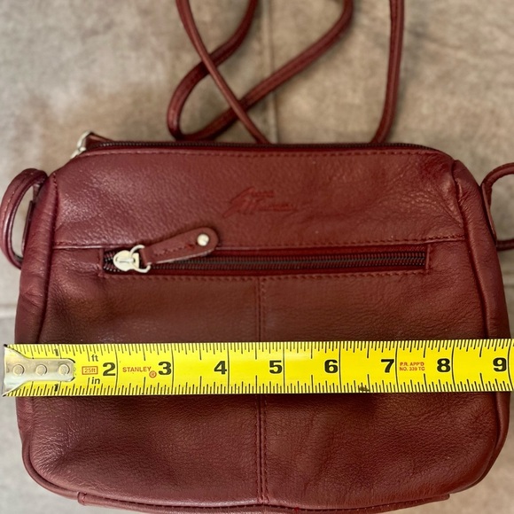 OXBLOOD / BURGUNDY GENUINE LEATHER - VINTAGE CROSSBODY PURSE - Picture 5 of 10